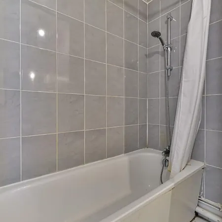 Luminous Apt Close To Pere Lachaise Apartment Paris